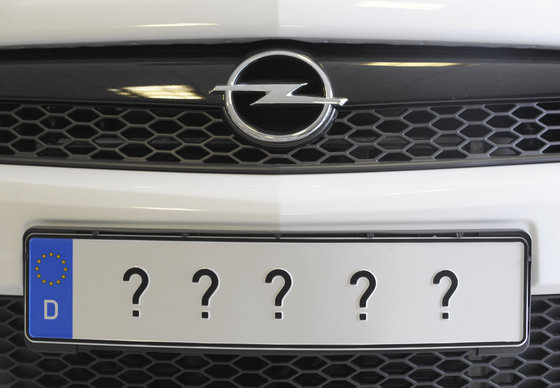 Opel Kennzeichen Nummernschild Fragezeichen
